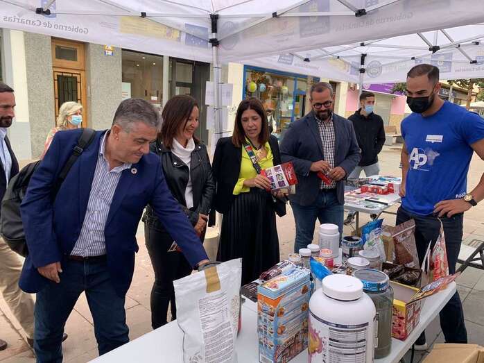 La alcaldesa Carmen Hernández, la concejala Lidia Mejías y el consejero Juan Díaz destacan la utilidad de la formación / TA